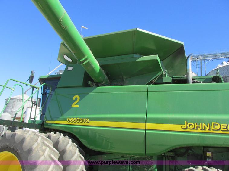 image for item I6014 2004 John Deere 9660 STS combine