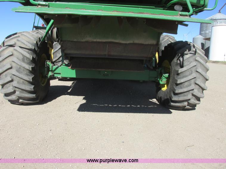 image for item I6014 2004 John Deere 9660 STS combine