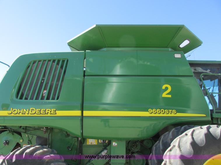 image for item I6014 2004 John Deere 9660 STS combine