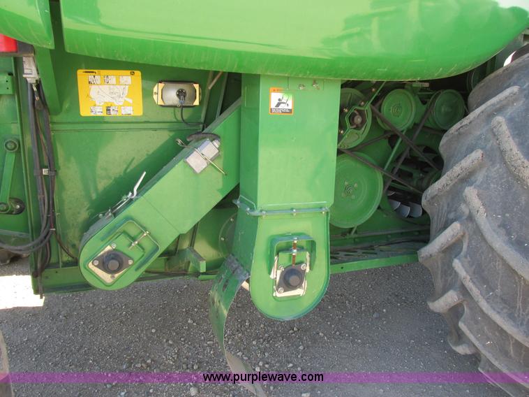 image for item I6014 2004 John Deere 9660 STS combine