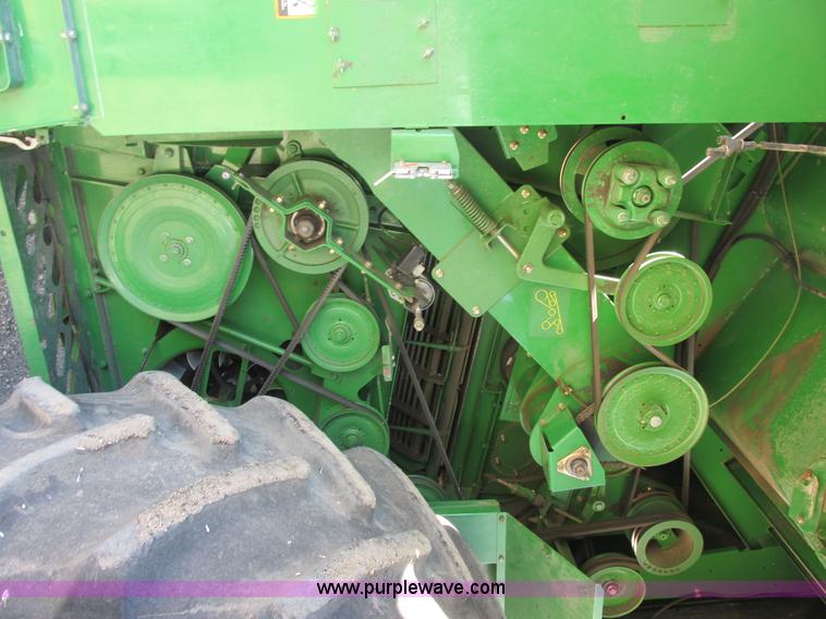 image for item I6014 2004 John Deere 9660 STS combine