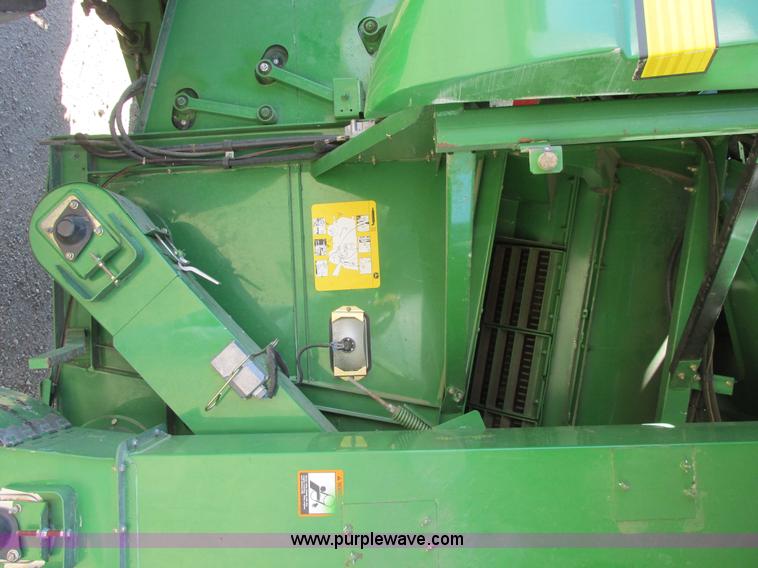 image for item I6014 2004 John Deere 9660 STS combine