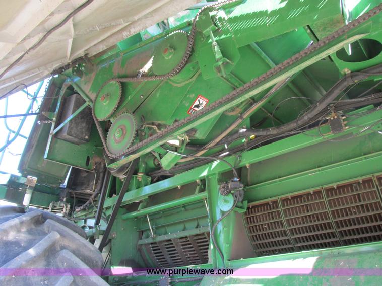 image for item I6014 2004 John Deere 9660 STS combine