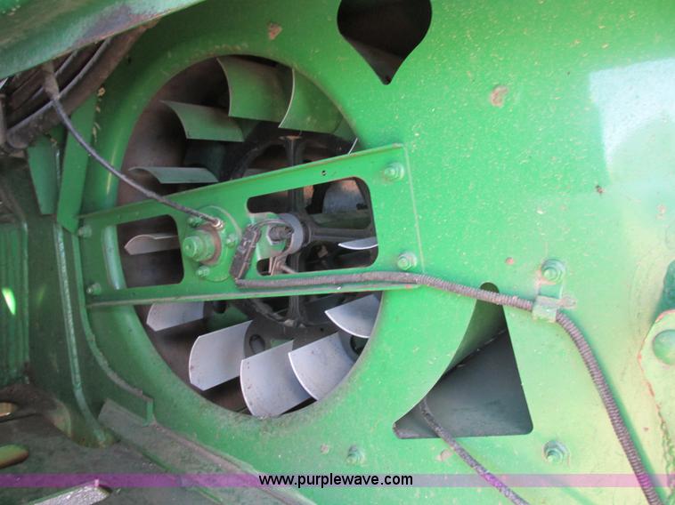 image for item I6014 2004 John Deere 9660 STS combine