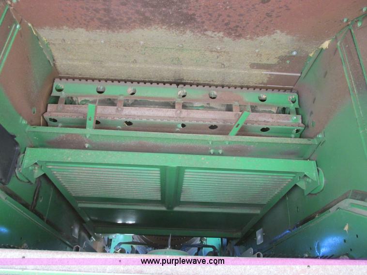 image for item I6014 2004 John Deere 9660 STS combine