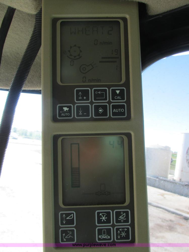 image for item I6014 2004 John Deere 9660 STS combine