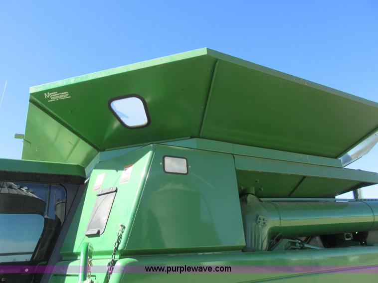 image for item I6014 2004 John Deere 9660 STS combine
