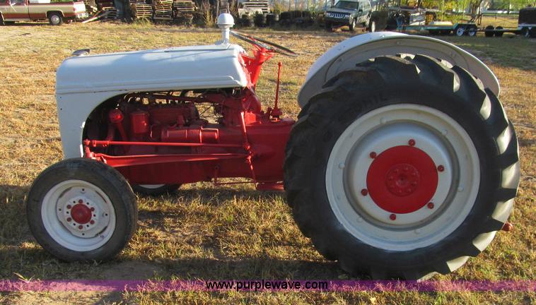 image for item I8718 Ford 9N tractor