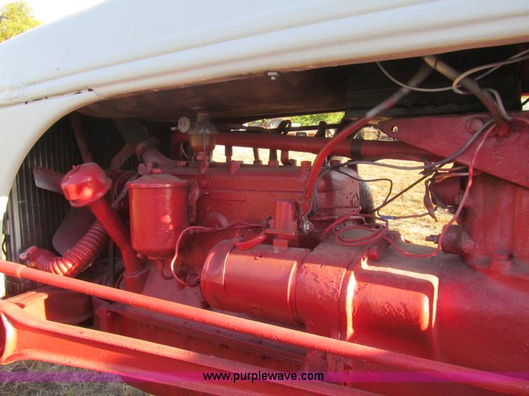 image for item I8718 Ford 9N tractor