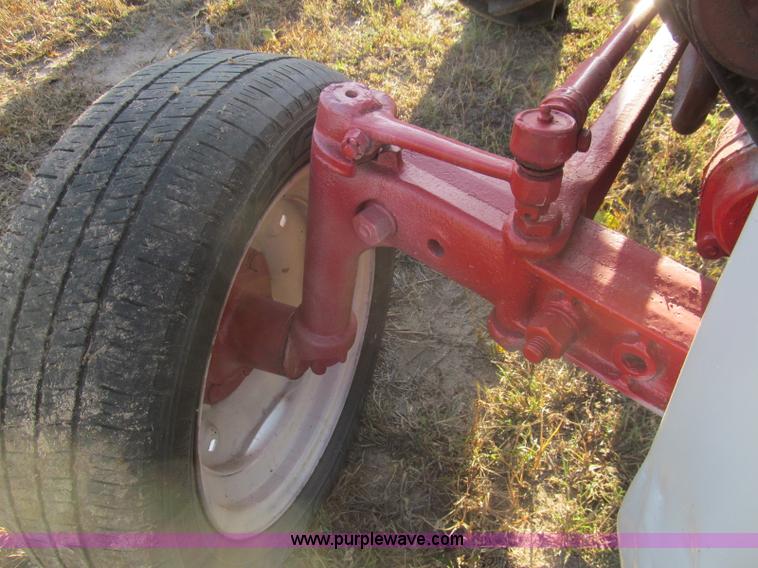 image for item I8718 Ford 9N tractor