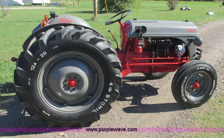image for item J2402 1948 Ford 8N tractor