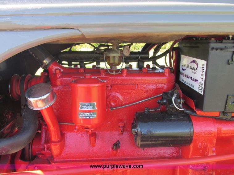 image for item J2402 1948 Ford 8N tractor