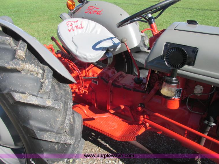 image for item J2402 1948 Ford 8N tractor