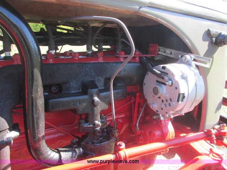 image for item J2402 1948 Ford 8N tractor