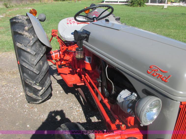 image for item J2402 1948 Ford 8N tractor