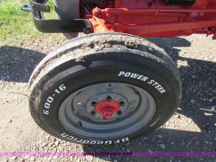 image for item J2402 1948 Ford 8N tractor