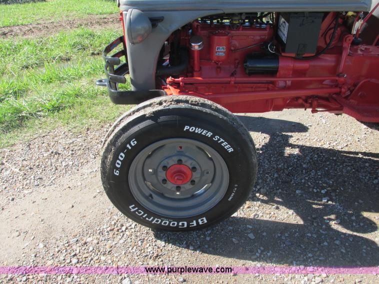 image for item J2402 1948 Ford 8N tractor