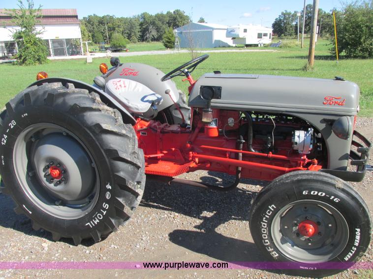 image for item J2402 1948 Ford 8N tractor