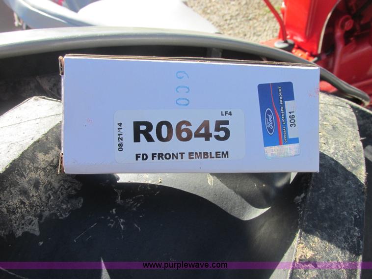 image for item J2402 1948 Ford 8N tractor