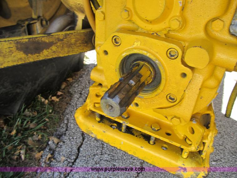 image for item Z9090 2000 New Holland 345D tractor