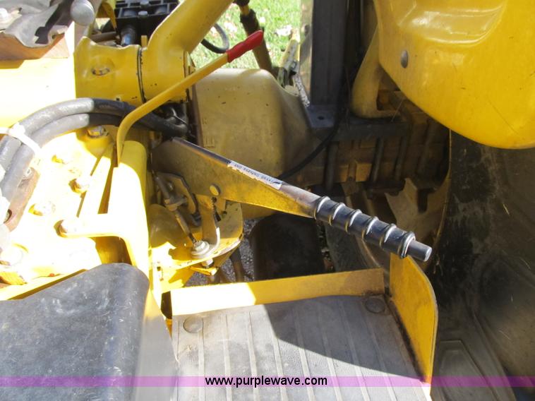 image for item Z9090 2000 New Holland 345D tractor