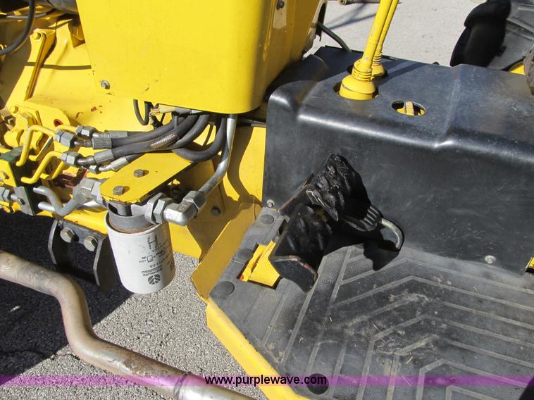 image for item Z9090 2000 New Holland 345D tractor