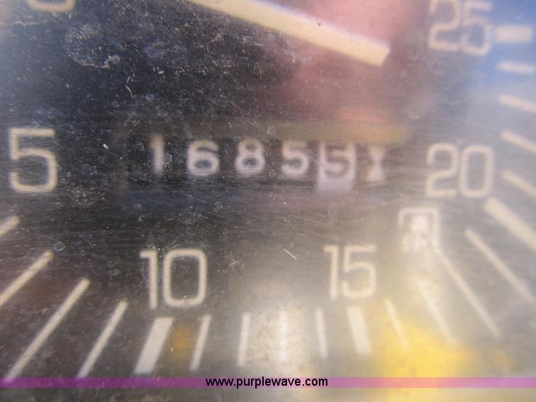 image for item Z9090 2000 New Holland 345D tractor