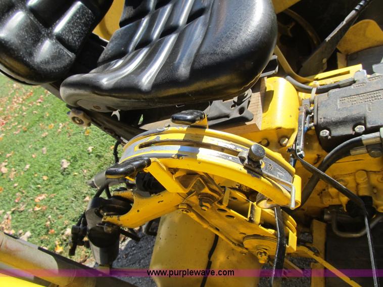 image for item Z9090 2000 New Holland 345D tractor