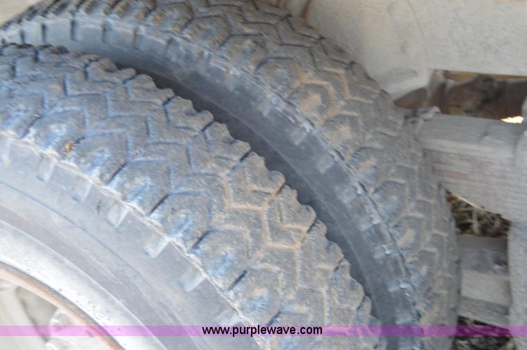 image for item Z9278 1964 International 9100 grain truck