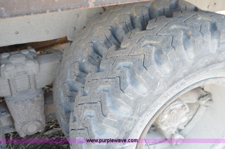 image for item Z9278 1964 International 9100 grain truck