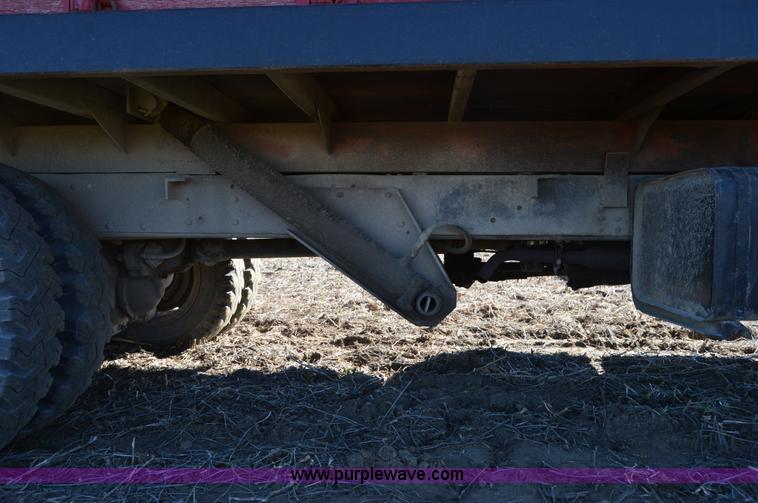 image for item Z9278 1964 International 9100 grain truck
