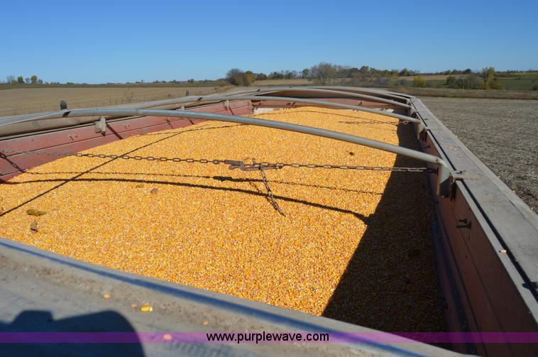 image for item Z9278 1964 International 9100 grain truck