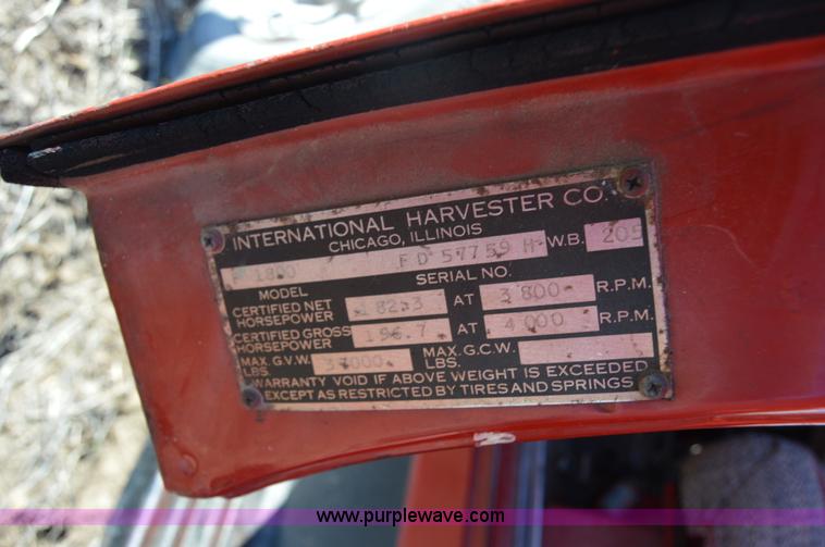 image for item Z9278 1964 International 9100 grain truck