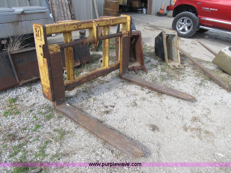 Balderson quick attach loader forks in Oak Grove, MO Item AC9338 sold