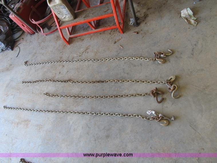 (4) car hauling chains in Oak Grove, MO Item AC9346 sold Purple Wave
