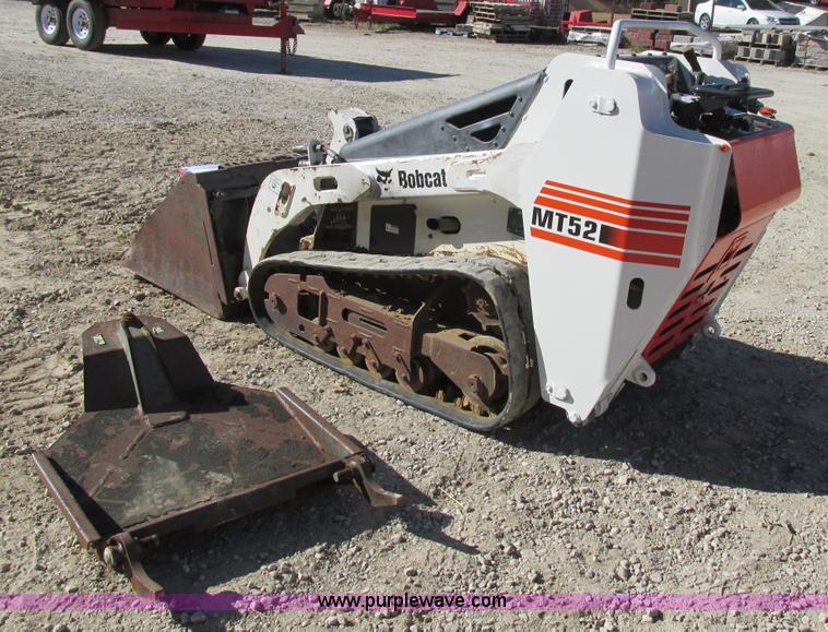image for item AW9870 2003 Bobcat MT52 compact track loader