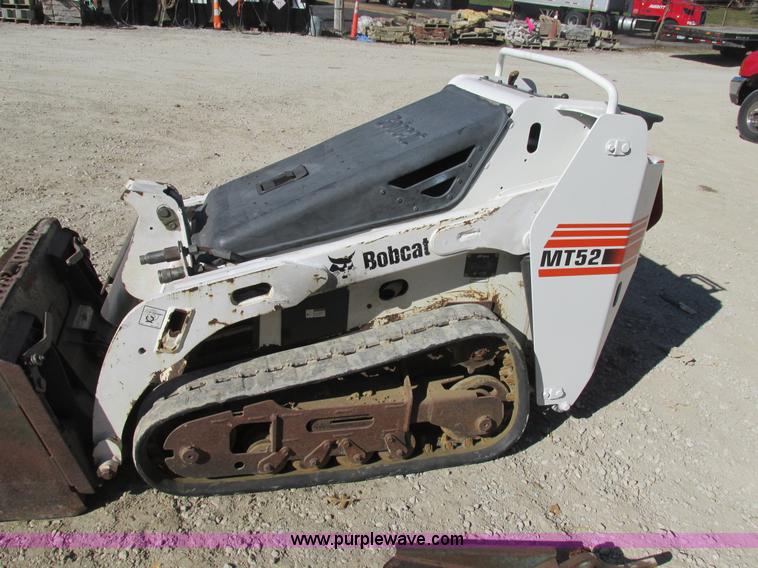 image for item AW9870 2003 Bobcat MT52 compact track loader