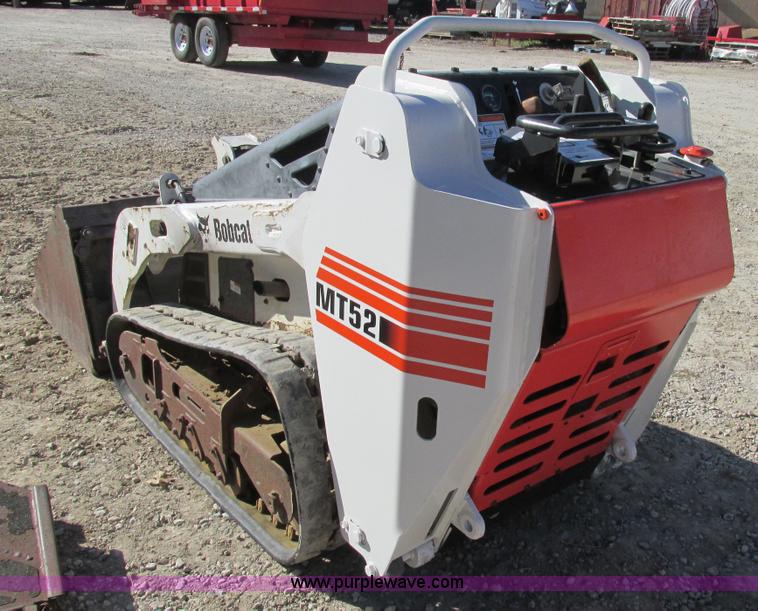 image for item AW9870 2003 Bobcat MT52 compact track loader