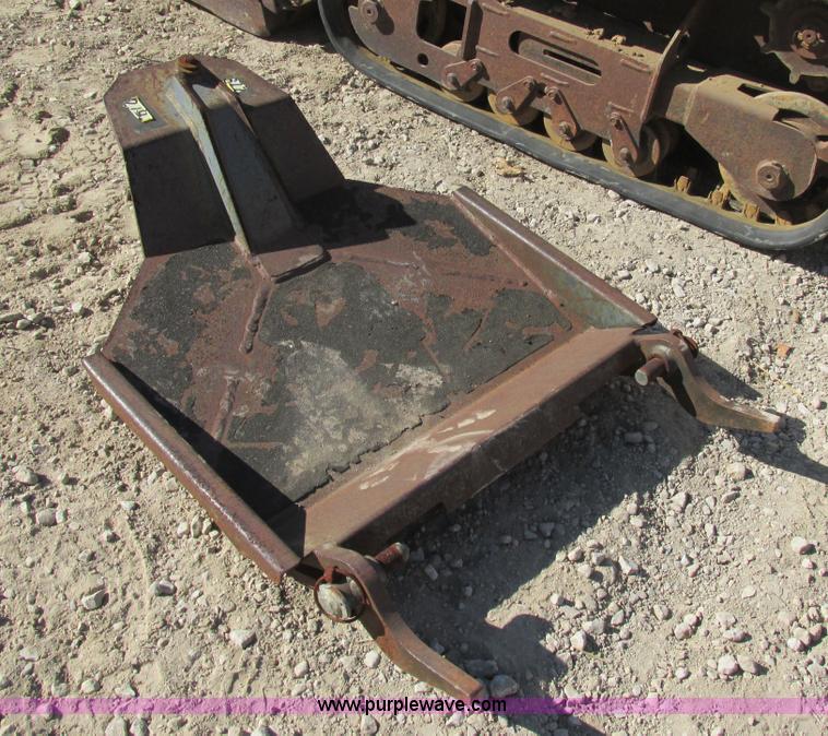 image for item AW9870 2003 Bobcat MT52 compact track loader