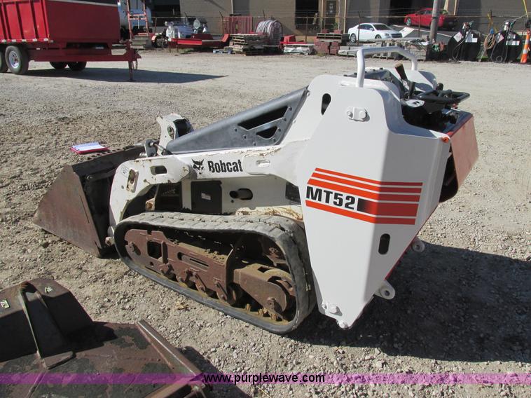 image for item AW9870 2003 Bobcat MT52 compact track loader