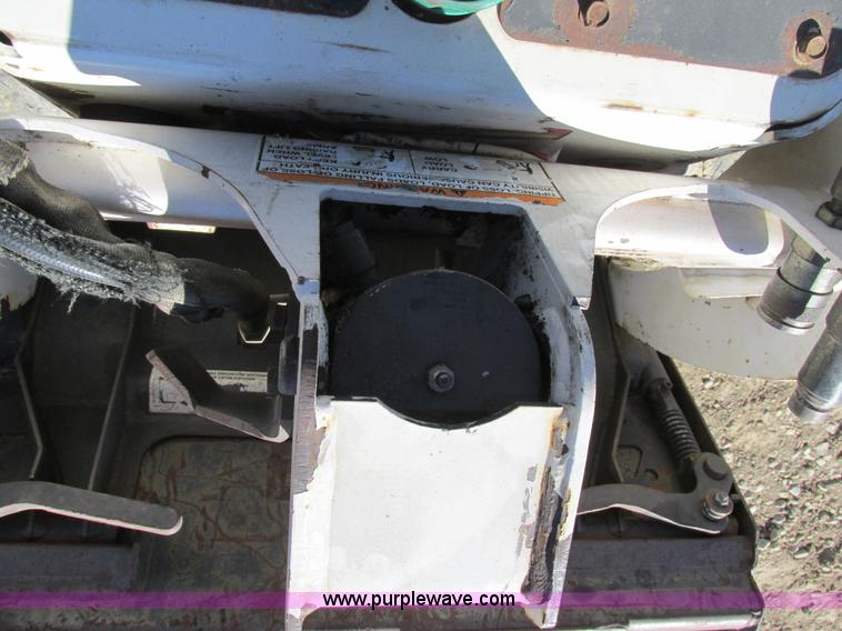 image for item AW9870 2003 Bobcat MT52 compact track loader