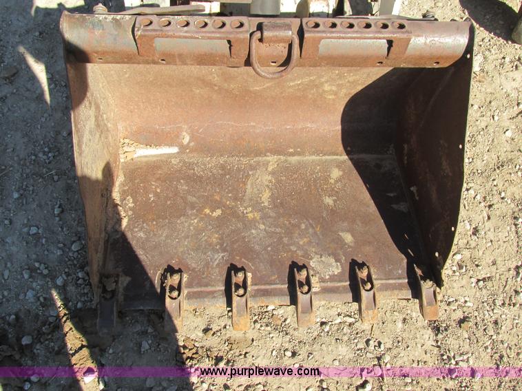 image for item AW9870 2003 Bobcat MT52 compact track loader