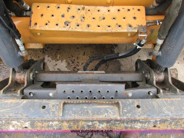 image for item AW9871 2012 Case TR320 skid steer