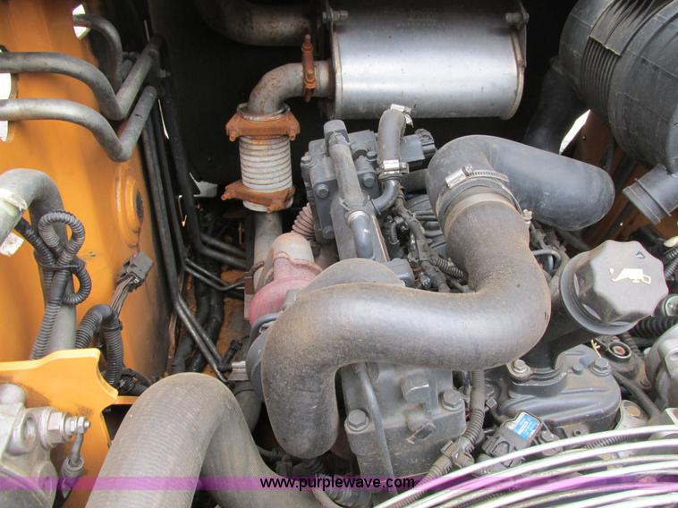 image for item AW9871 2012 Case TR320 skid steer