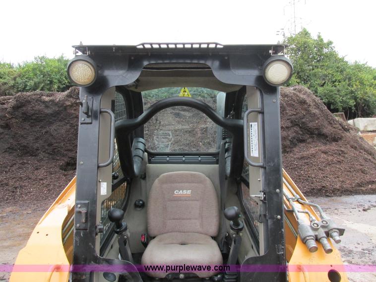 image for item AW9871 2012 Case TR320 skid steer