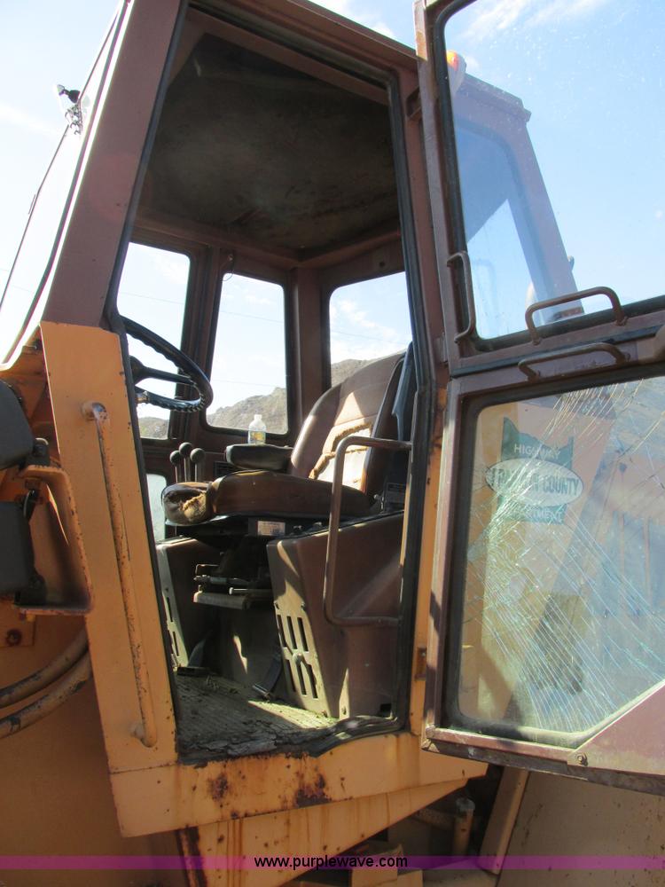 image for item AW9880 Case W20C wheel loader