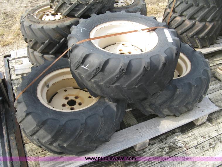 image for item AW9983 (3) 29 x 12.5 x 15 tires and wheels