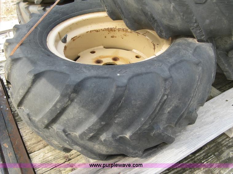 image for item AW9983 (3) 29 x 12.5 x 15 tires and wheels