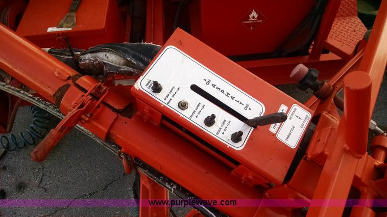 image for item AY9486 2008 Crafco Magnum spray injection patcher