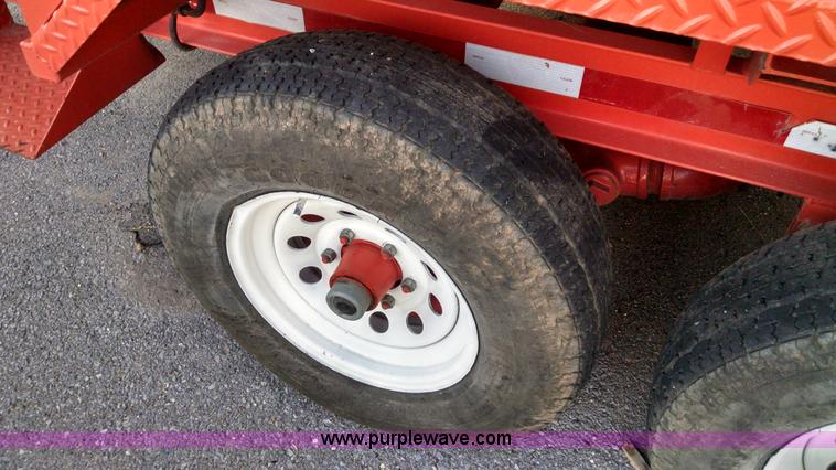 image for item AY9486 2008 Crafco Magnum spray injection patcher